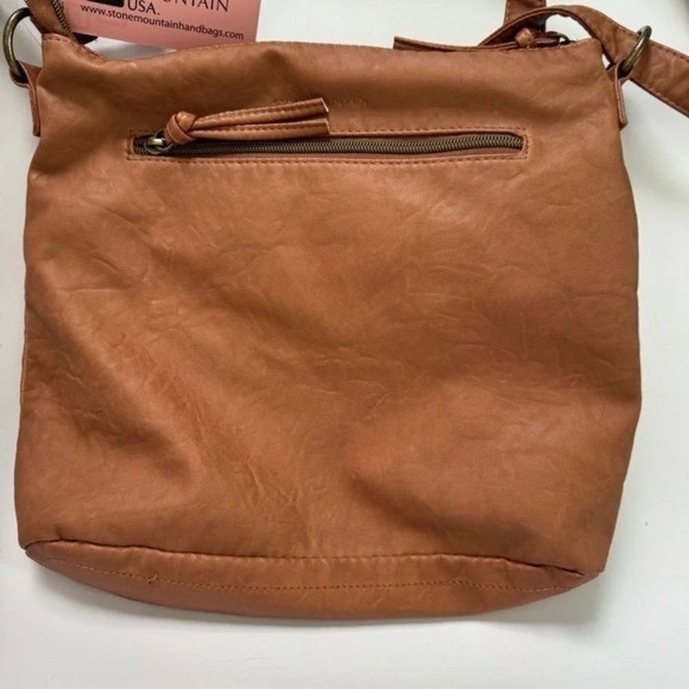 Stone Mountain USA Bag NWT Crossbody Bucket Faux Leather Tan Cognac Gorp Work